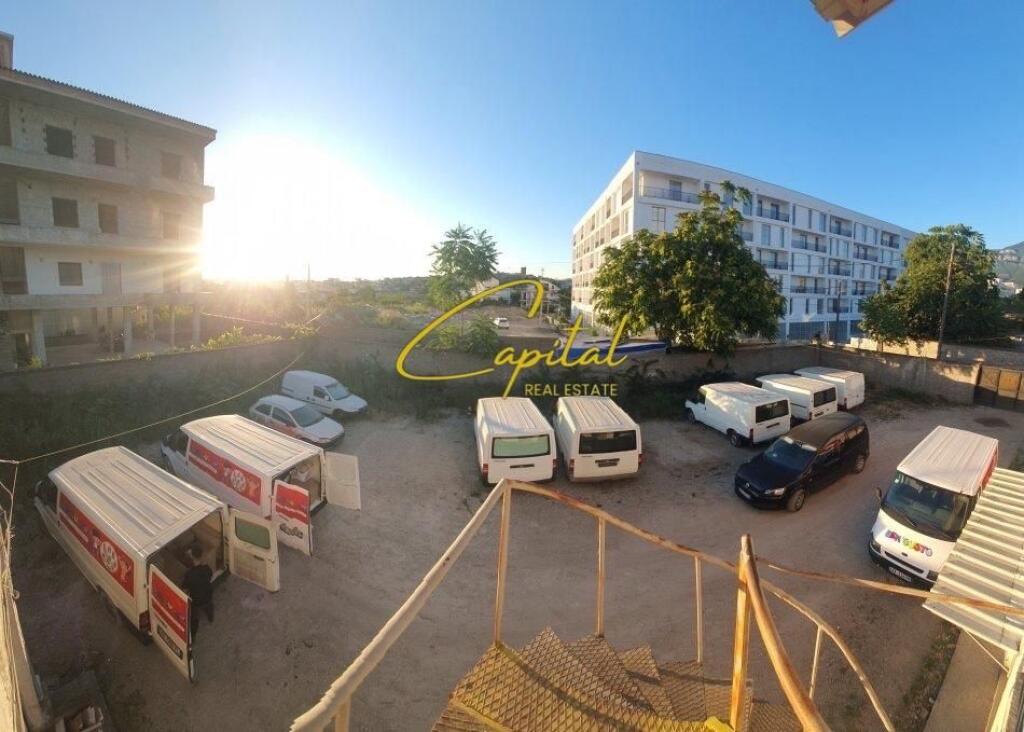 WAREHOUSE + LAND FOR RENT 80 M2 5 MAJI STREET 800 EURO