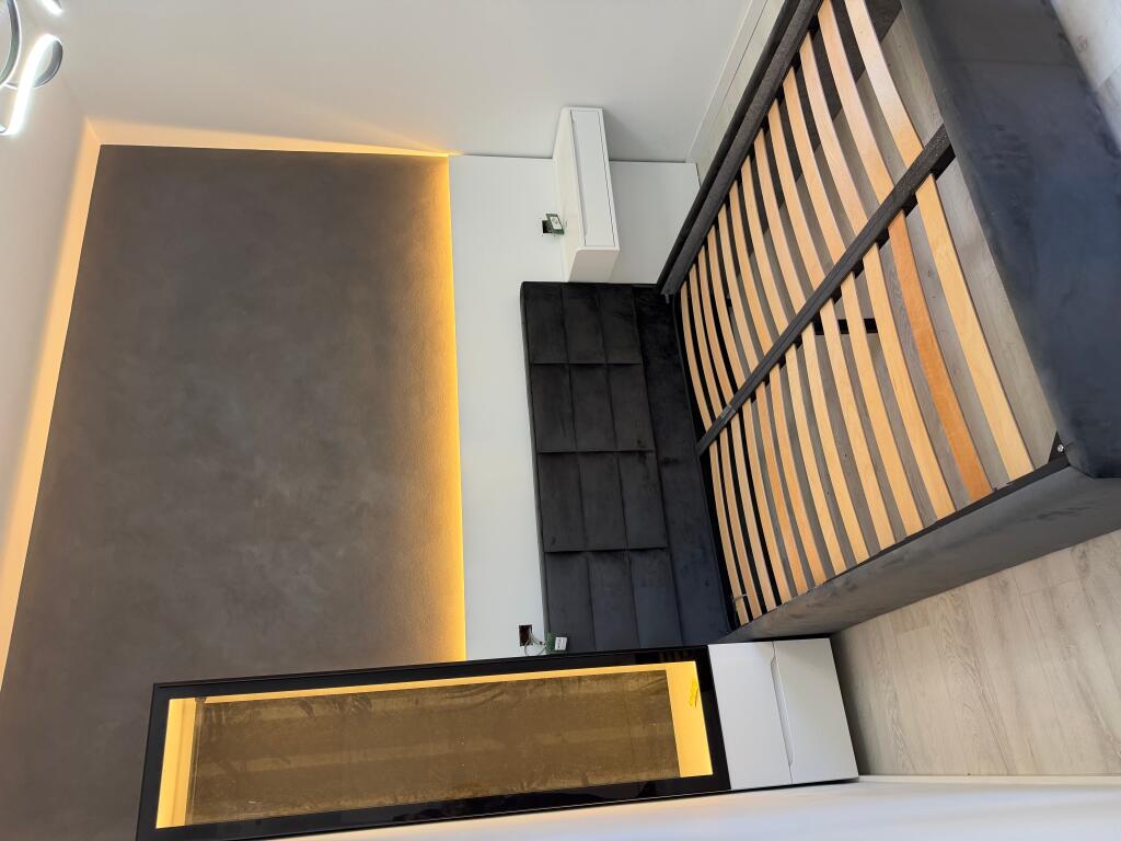 Apartament 1+1 per qira te Komuna e Parisit