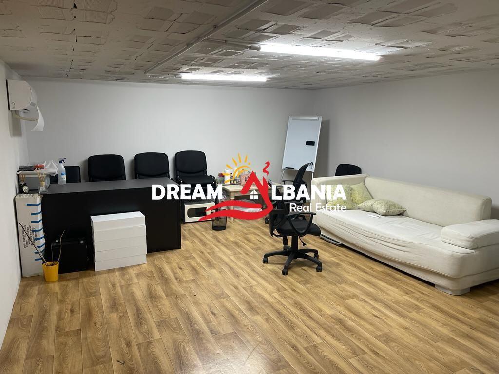Office space for rent at Bulevardi i Ri, Jordan Misja street (ID 42611207).