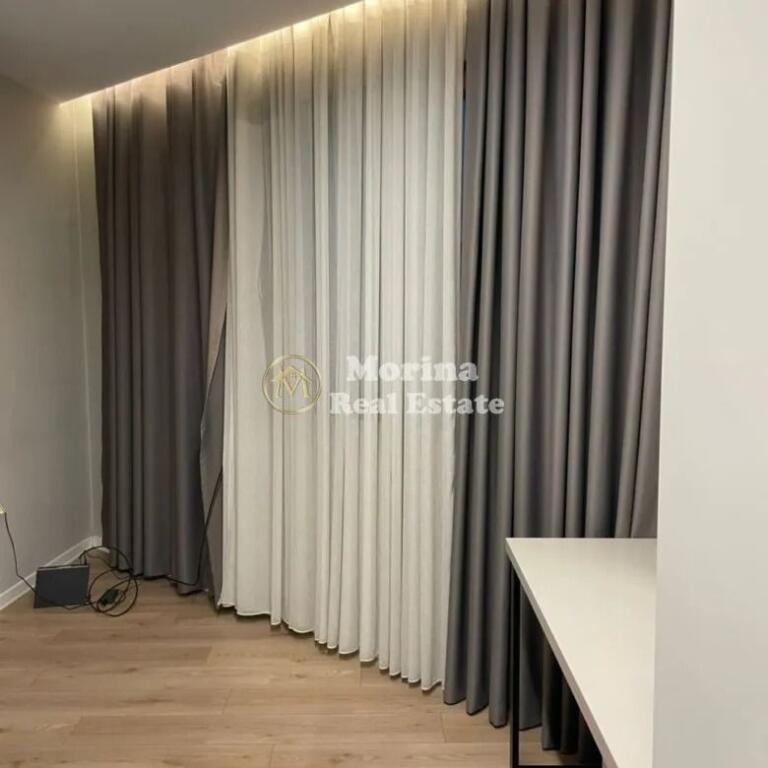 Affitto, Appartamento 1+1 , Boulevard Zogu 1 , 800 euro/mese
