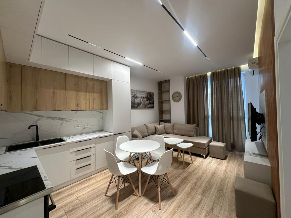 APPARTAMENTO 1+1 COMUNE DI PARIGI MAI ABITATO PRIMA