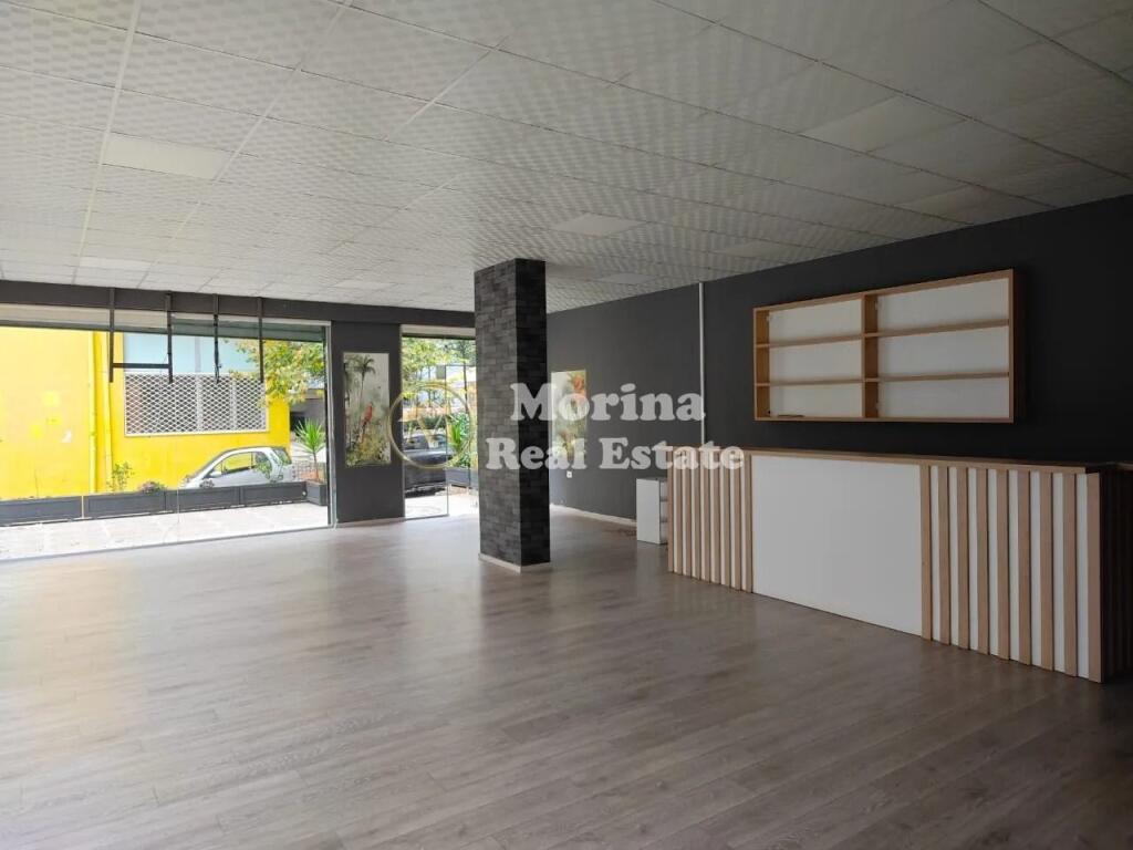Affitto, Locale Commerciale, a Fresku, 500 euro/mese.