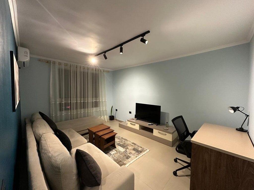 Appartamento 1+1 con possibilità di conversione in 2+1, vicino al Giardino “1 Maji” – di fronte all'Ex Esposizione 230.000 €