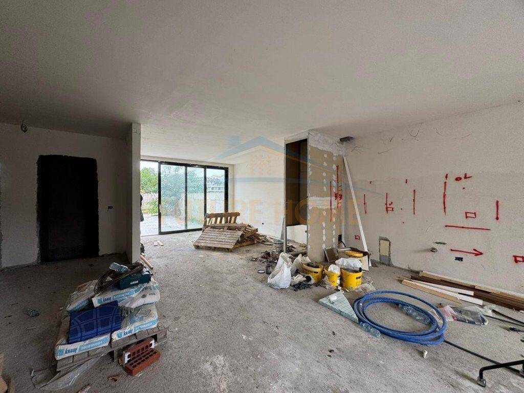 Shitet Vile 3 Kateshe+1 Kat Nentoke, Primavera Residence, Mjull-Bathore