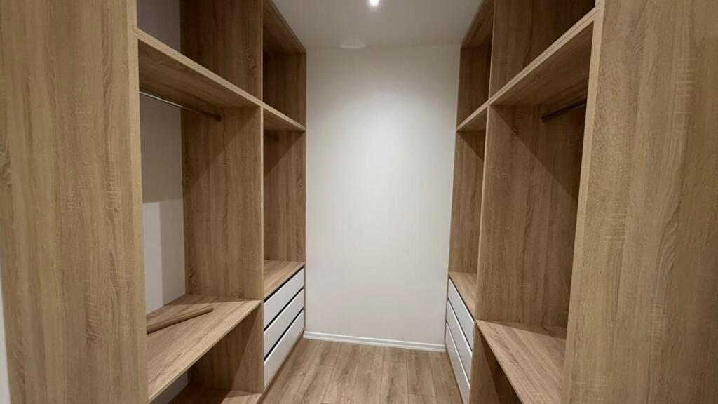 APARTAMENT 1+1 PER SHITJE PRANE QENDRES