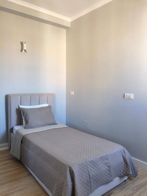 Apartment 2+1 for rent opposite Delijorgji