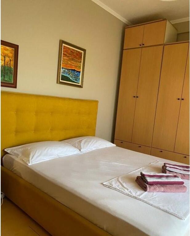 Apartament 3+1+2 me Qira – Myslym Shyri, Tiranë