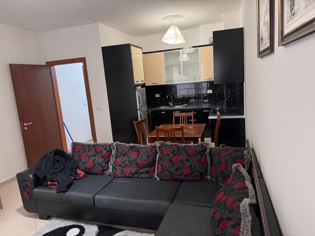 1+1, arredato presso la fondazione Leonore collina del sole, prezzo 450 euro