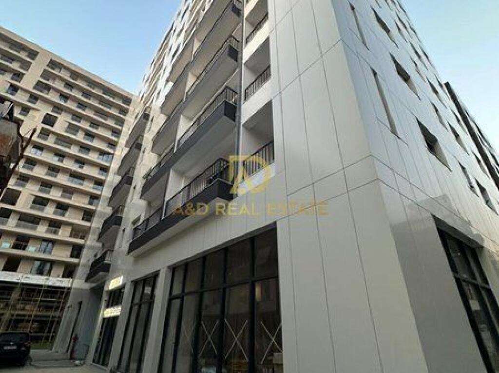 Shitet Apartament 1+1 - Rruga e Durrësit