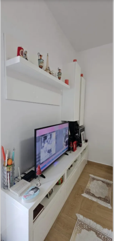 JEPE ME QERA VILA 3 KATESHE NE XHAVZOTAJ DURRES