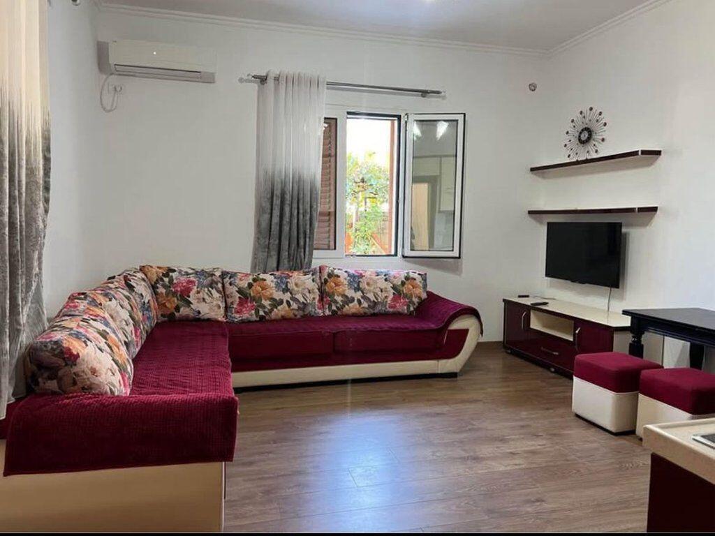 Duplex Me Qira në Selitë, RRUGA SABAUDIN GABRANI PERBALL AMERICAN 3 Tiranë - 550€ | 75 m²