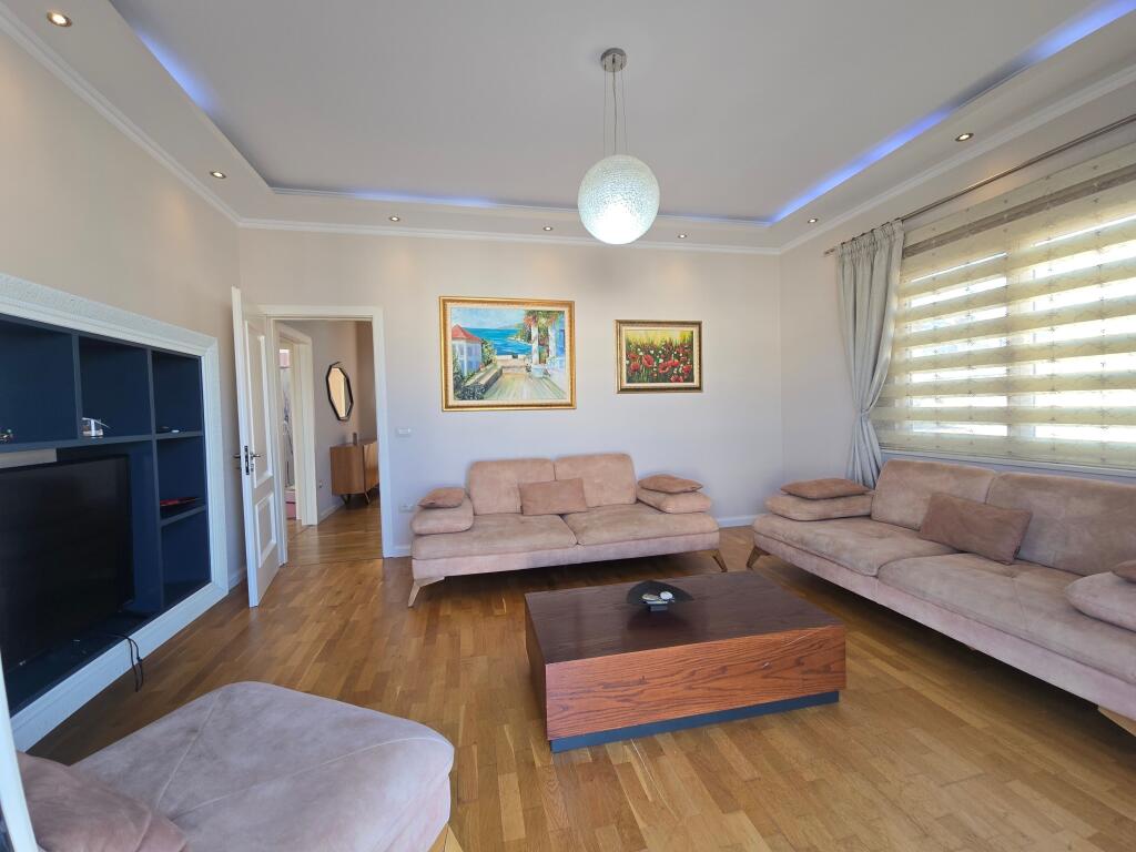 Penthouse 2+1+veranda Dry Lake