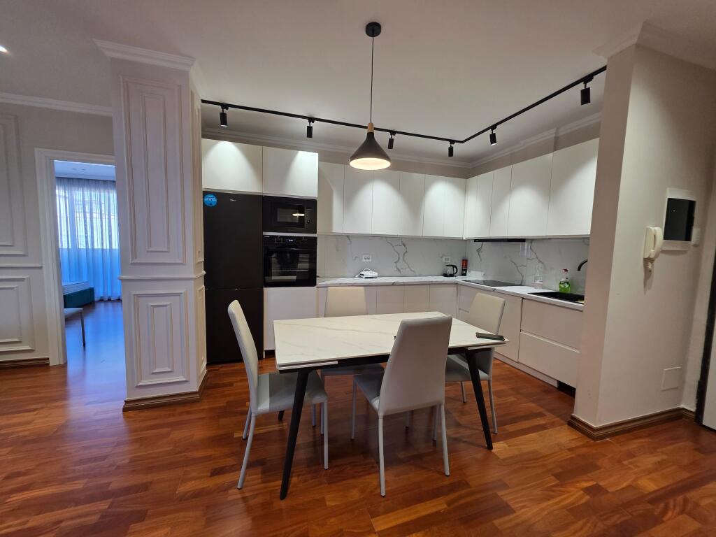 LUXURY PENTHOUSE FOR RENT 2+1+2 + PARKING SPACE + VERANDA, Kavajes Street