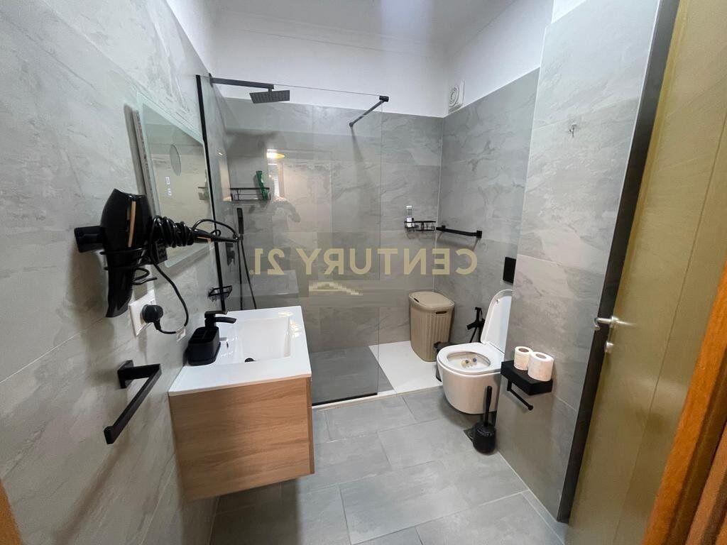 Apartament 3+1+2 tualete +2 ballkone me qira – Liqeni i Thatë, Tirane