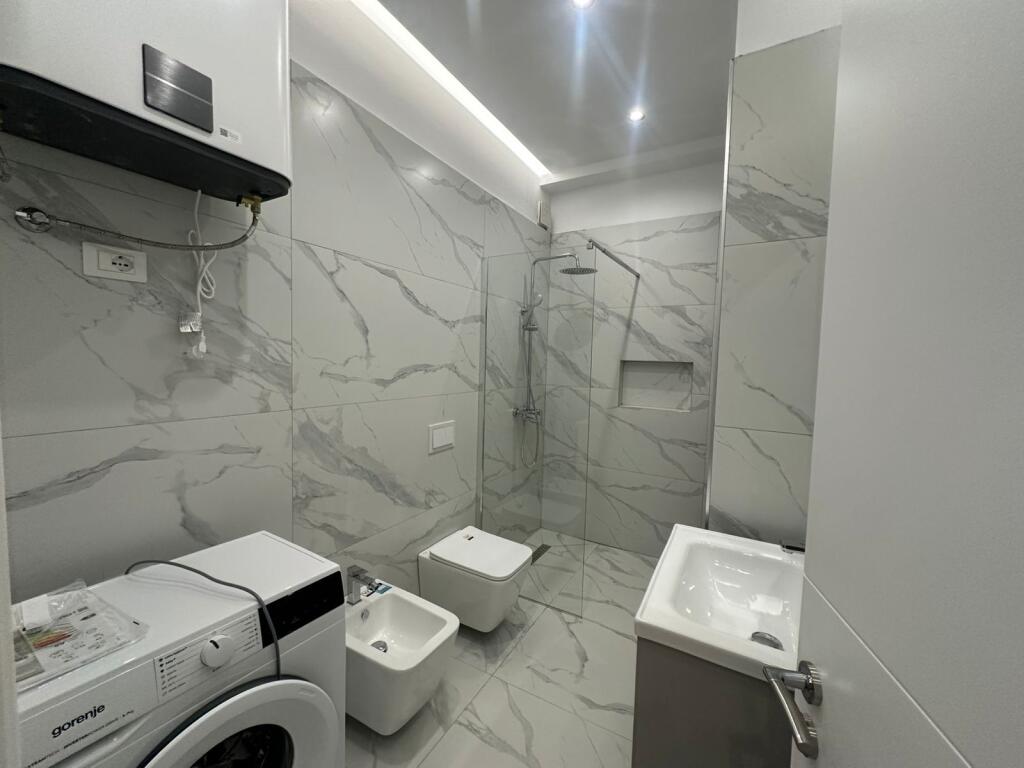 Ap 1+1 me qira Komuna e PARISIT-KIKA 2