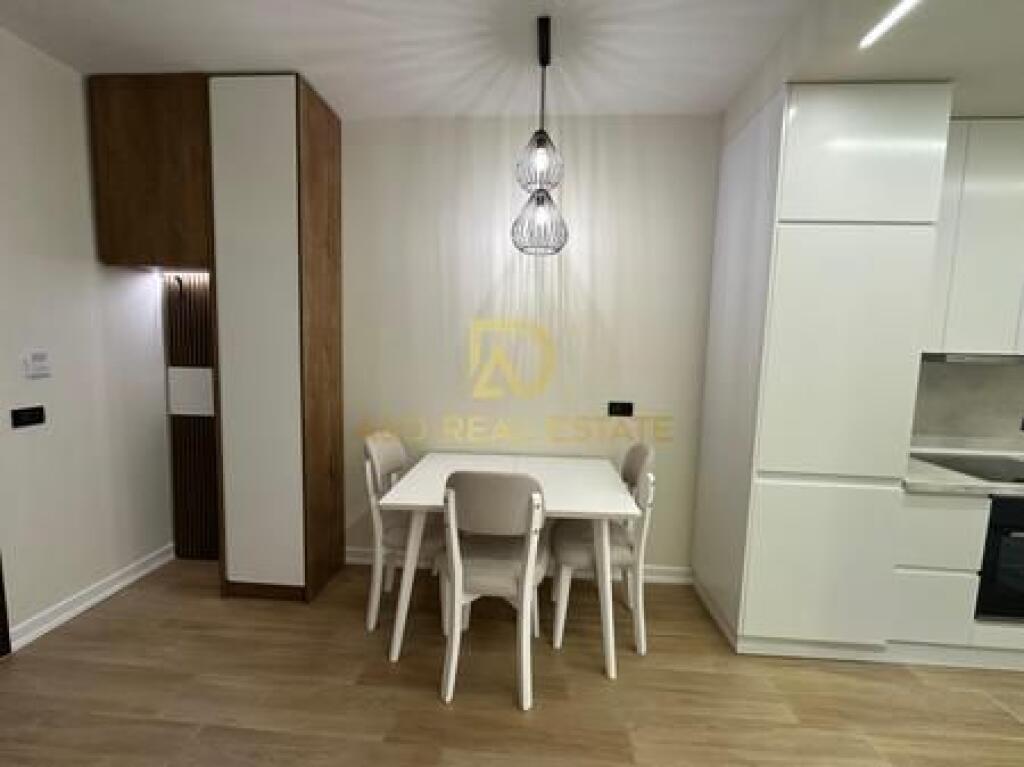 Shitet Apartament 1+1 - Rruga e Durrësit