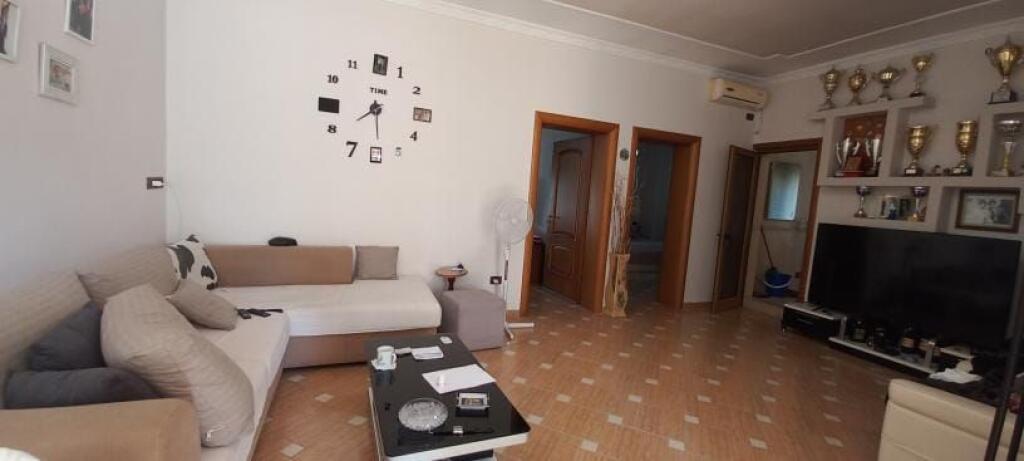 SHITET VILE 2-KATESHE NE PLAZH DURRES