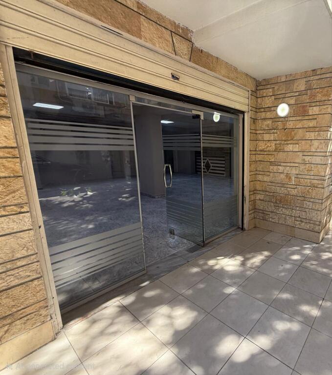 Shitet Lokal ne Brryl , Mundesi e Shkelqyer per Investim