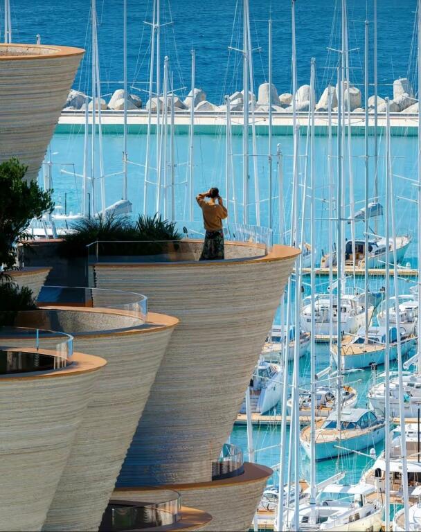 Okazion ne Marina Orikum