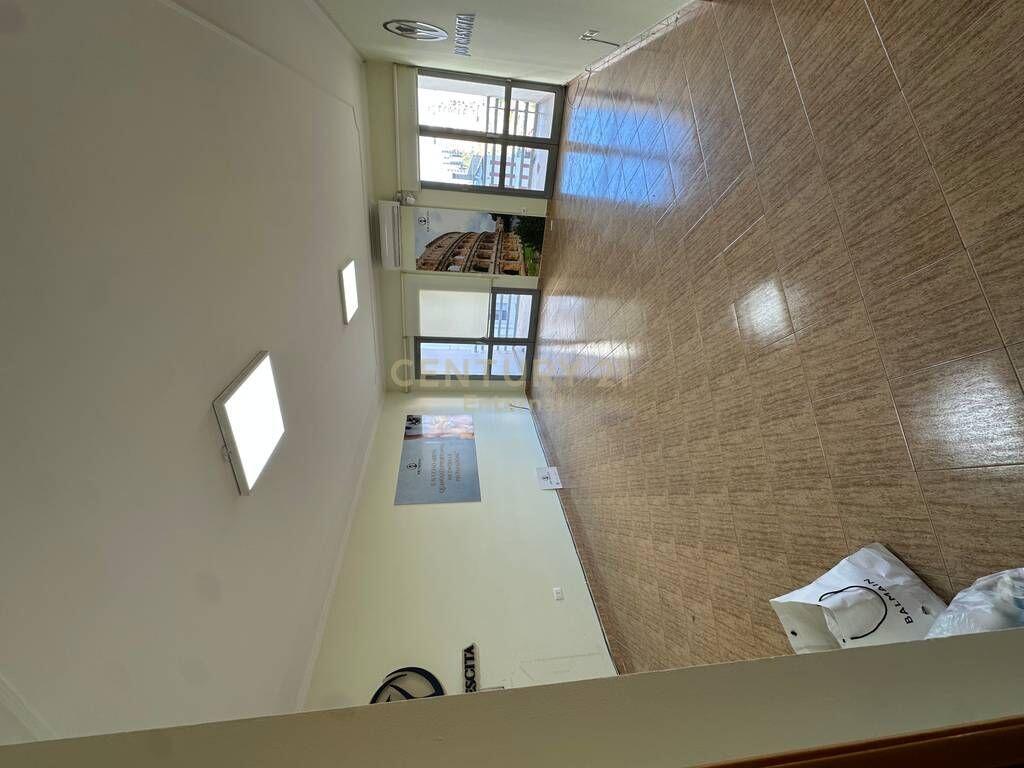 AFFITTIAMO UFFICIO PRESSO ZOGU I ZI