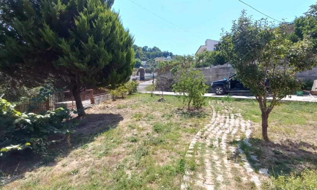 SHITET SHTEPI PRIVATE SPITALLE DURRES