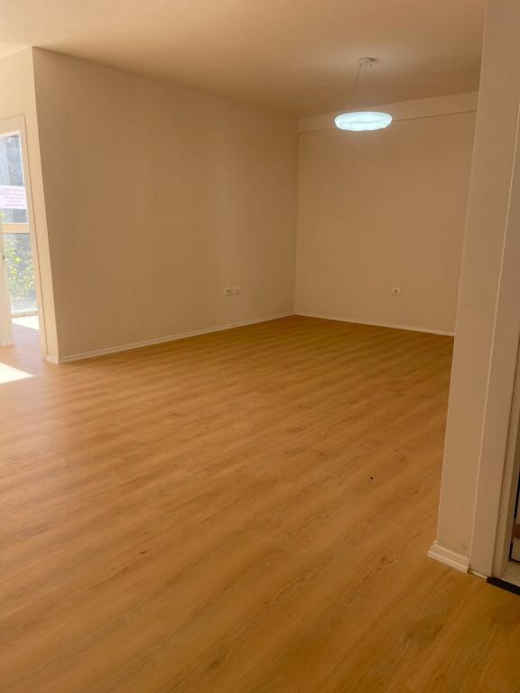 OFFICE FOR RENT 97 M2 ASTIR 60,000 LEKE