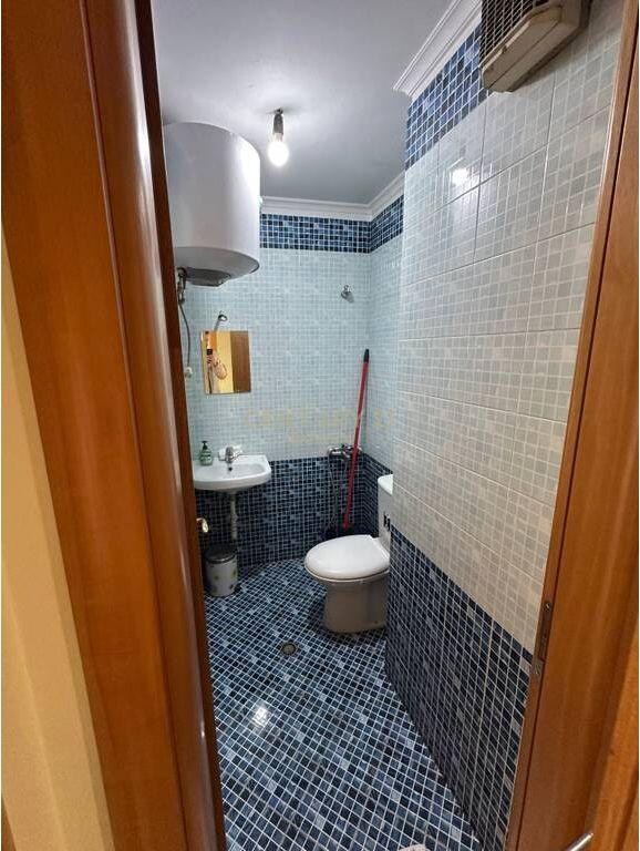 UFFICIO IN AFFITTO A ZOGU I ZI 900 € /Mese Sup. Totale 113m2