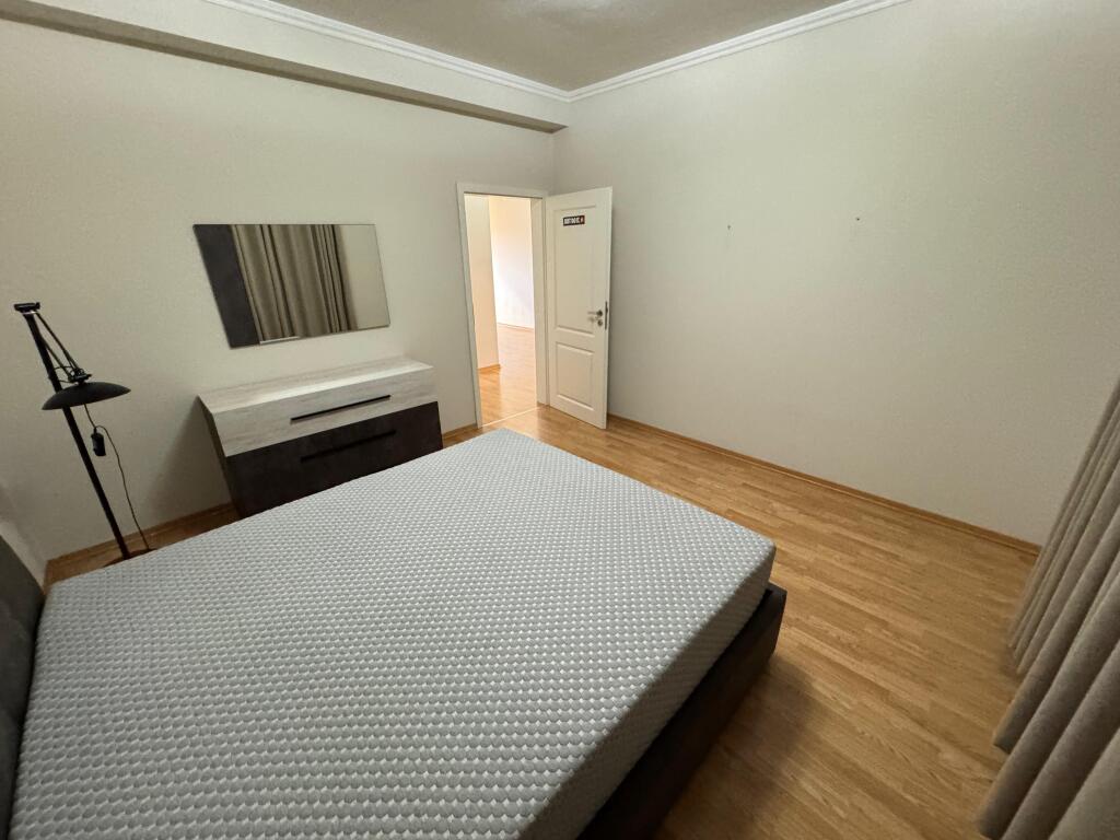 🏡 Vile me qira pranë TEG-ut, përballë Universitetit Aldent!