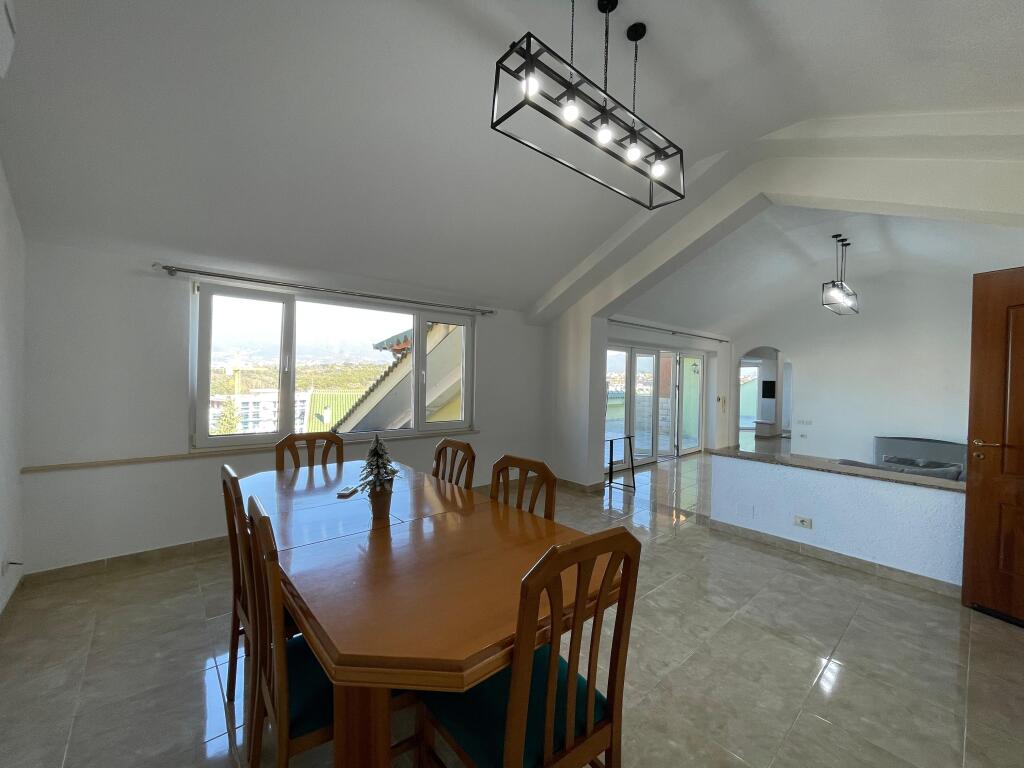 Appartamento 3+1 in vendita presso Liqeni i Thate.