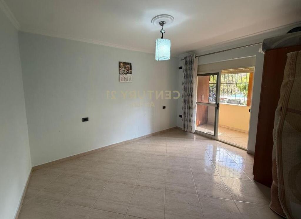 APARTMENT 1+1 FOR SALE IN ALI DEM, NEAR KUSHTRIMI I LIRISE SCHOOL.