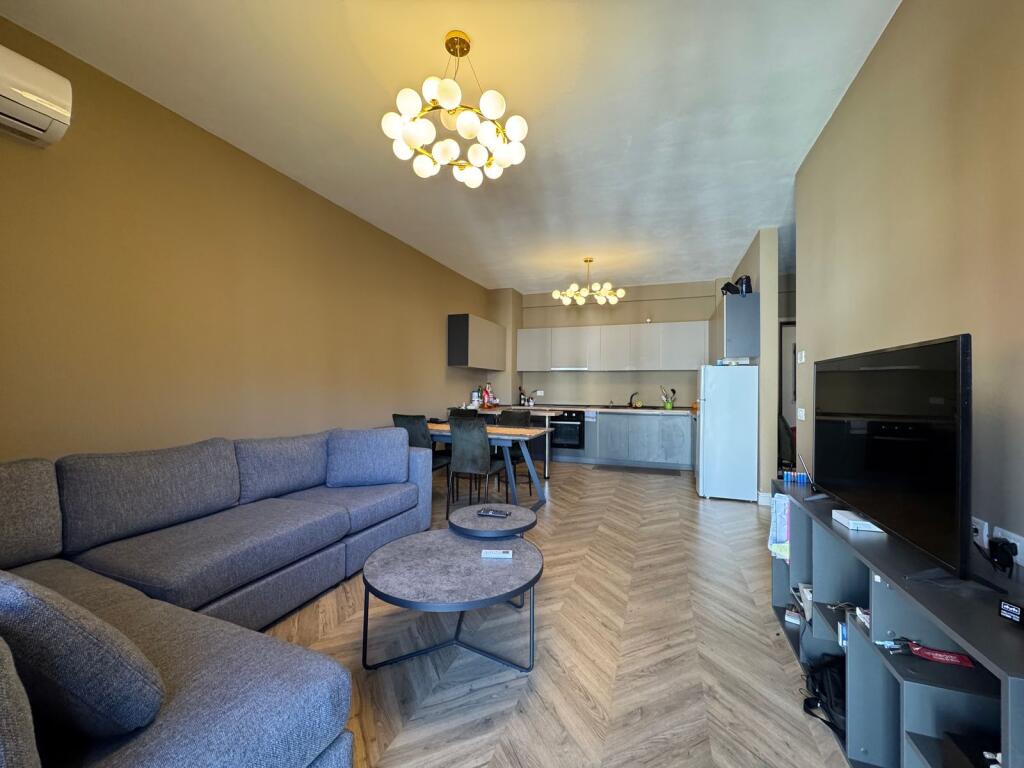 Shitet, Apartament 2+1+2, Green City, Astir.