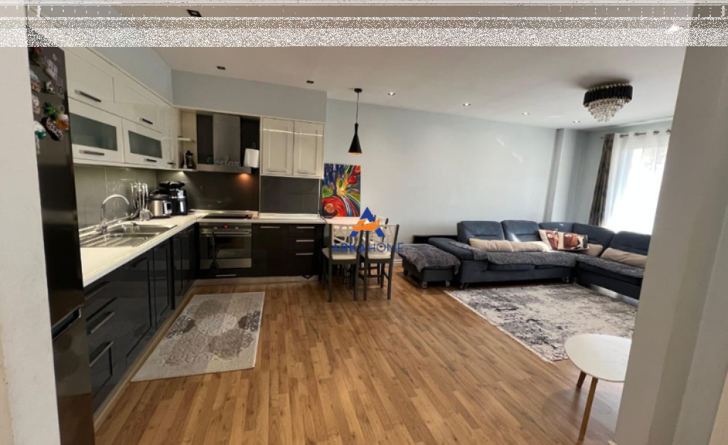 JEPET APARTAMENT ME QERA 2+1+BALLKON "ASTRIT LOSHA,UNAZA E RE" 550 EURO (I DISKUTUESHEM)