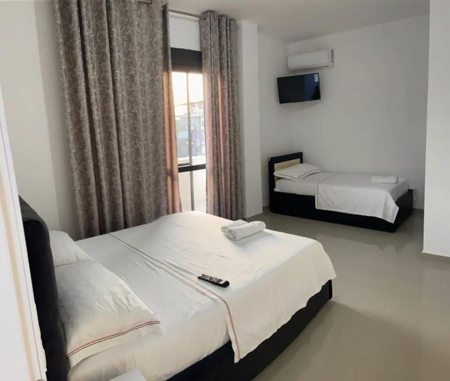 JEPET ME QERA HOTEL RESTORANT BEACH BAR + SHAZLLONE GOLEM DURRES