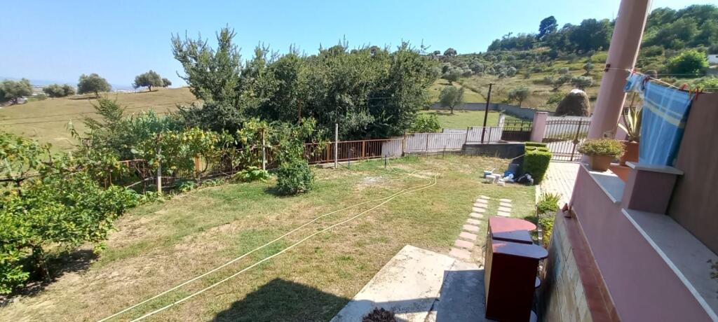 SHITET SHPTEPI PRIVATE 1-KATESHE SPITALLE DURRES