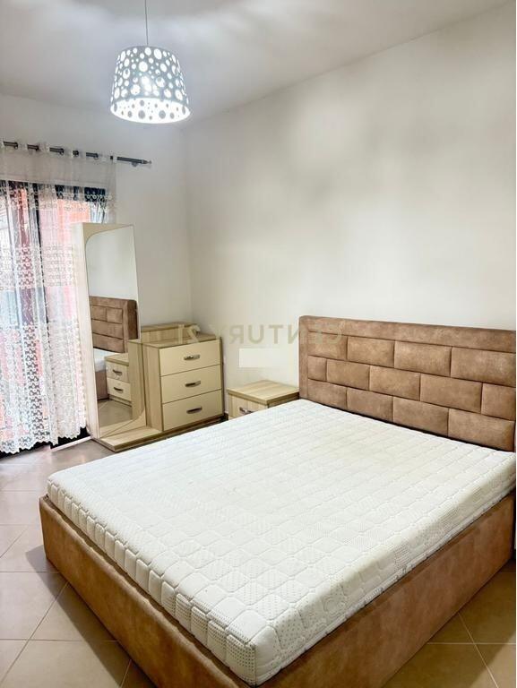 VENDESI APPARTAMENTO MODERNO 1+1+POSTO AUTO