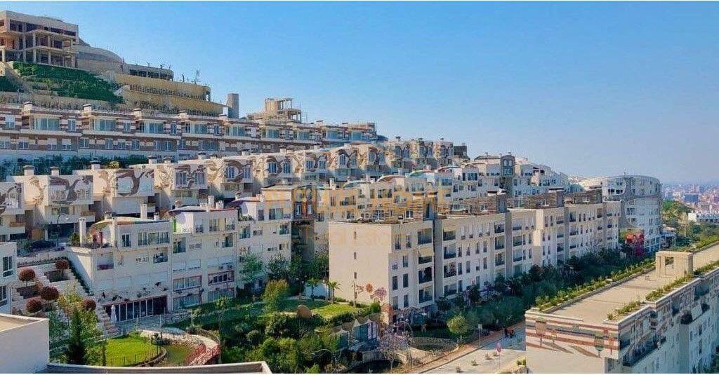 Shitet Tripleks, Rezidenca Kodra e Diellit 2