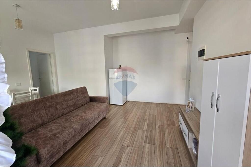 Appartamento 2+1 in affitto a Mangalem!