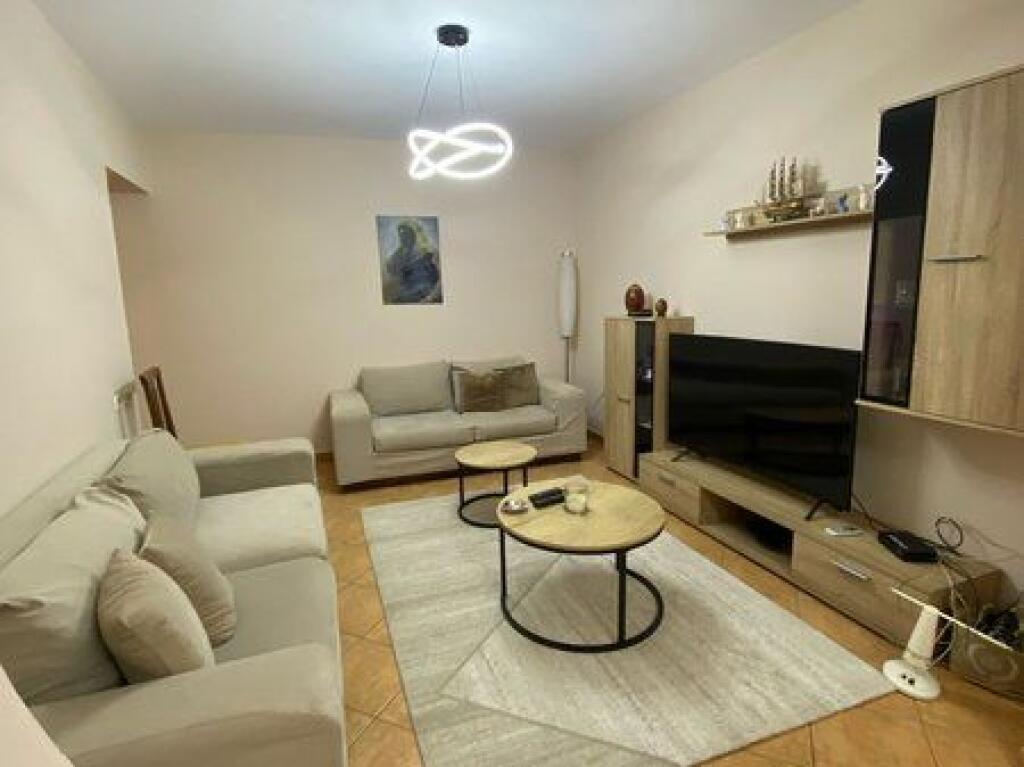 Rent, Apartment 2+1, Myslym Shyri, Tirana.