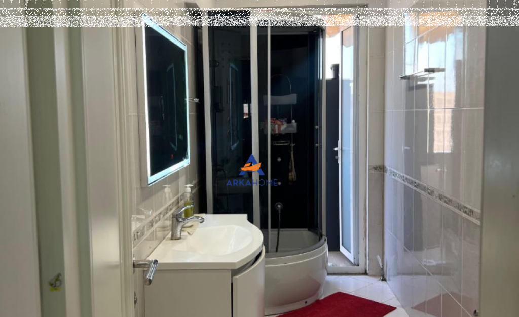 JEPET APARTAMENT ME QERA 2+1+BALLKON "ASTRIT LOSHA,UNAZA E RE" 550 EURO (I DISKUTUESHEM)