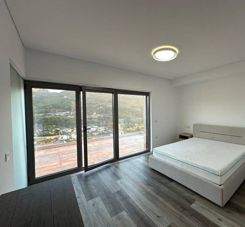 Vilë me Qira në Rezidencën Olive Grove – Luksi dhe Rehatia që Meritoni