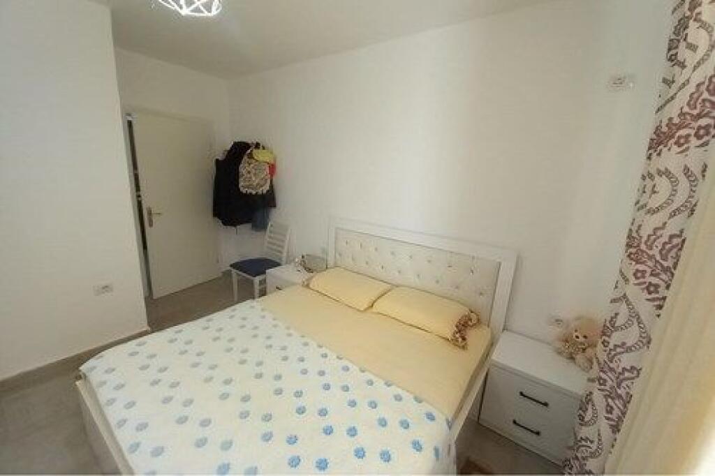 Apartament  1+1 ( ne  kompleksin Tom Doshi)