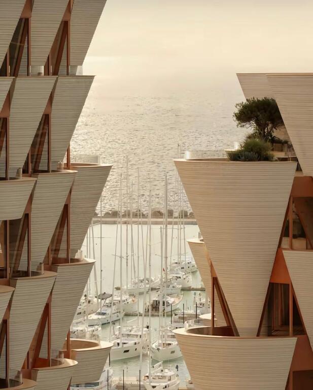 Okazion ne Marina Orikum