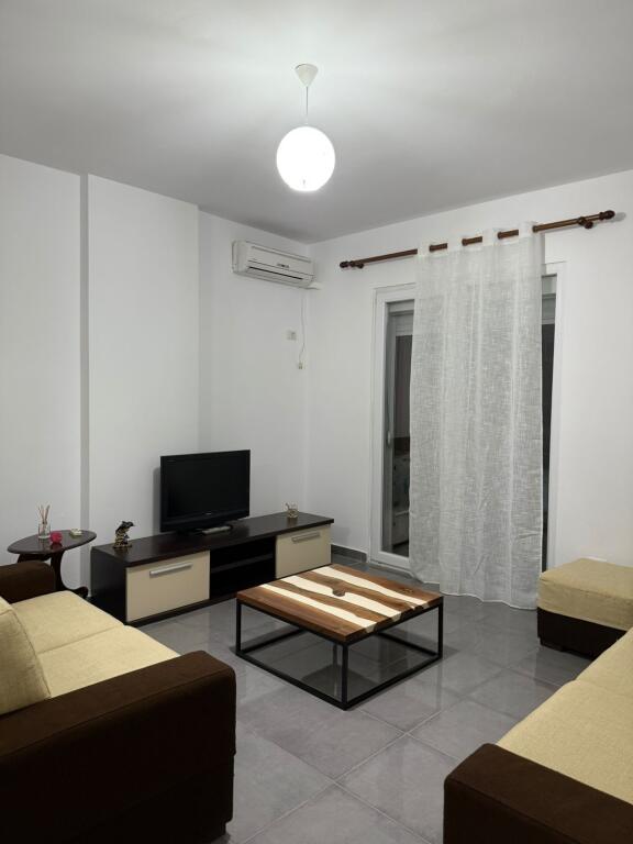 Jepet me qira: Apartament 1+1 | Porcelan