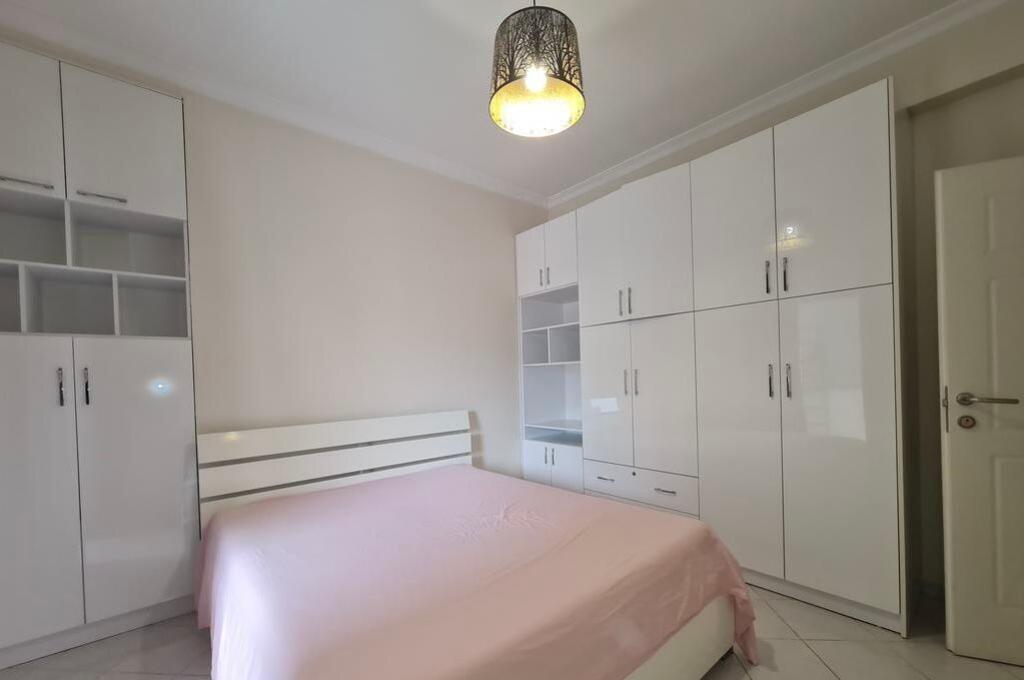 FOR RENT 2+1 APARTMENT ON BRIGADE STREET 8