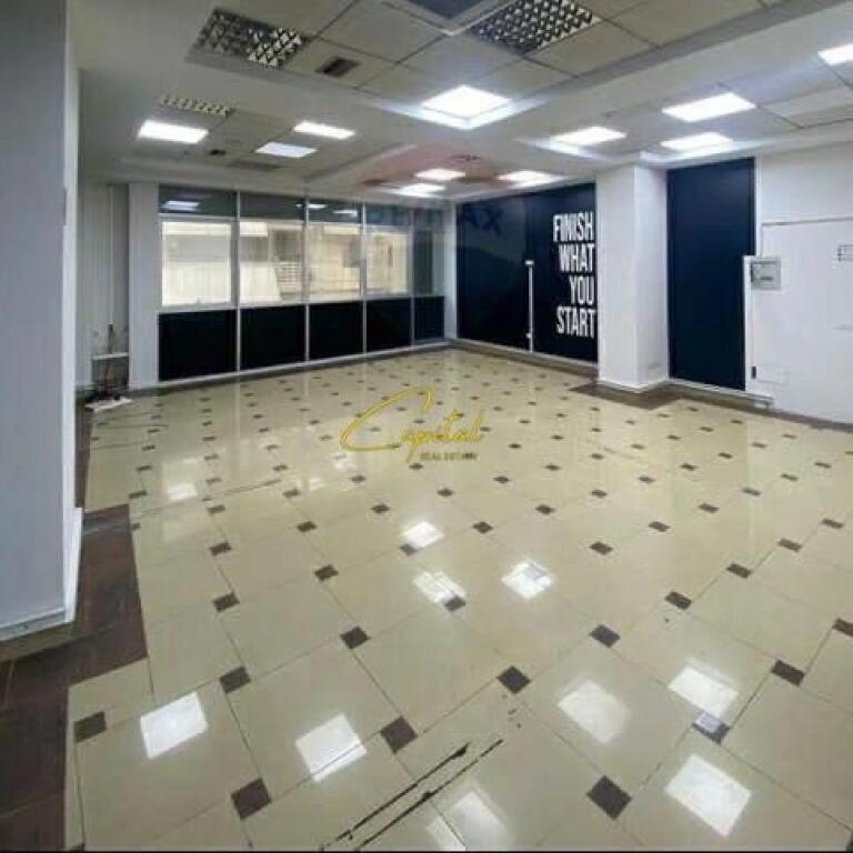 BUSINESS PREMISES FOR RENT 100 M2 BARRICADES STREET 80,000 LEKE