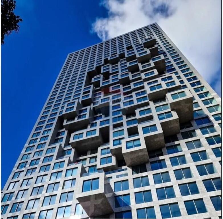 SHITET ZYRE ELITARE DOWNTOWN ONE !