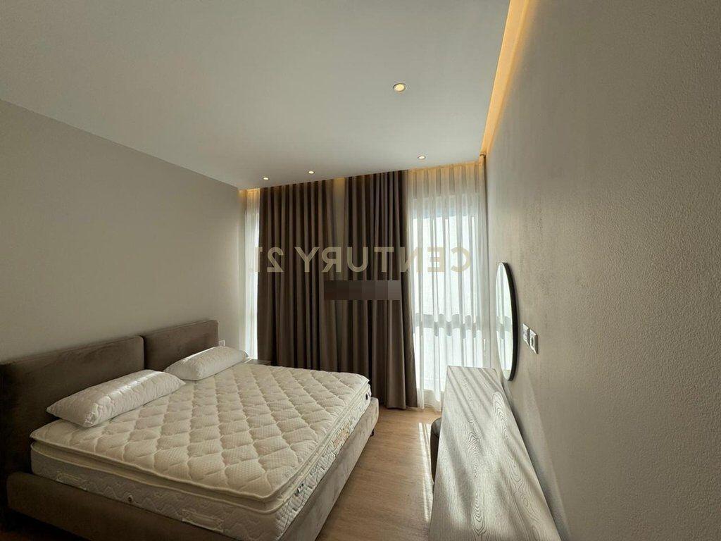 JEPET ME QIRA APARTAMENT 3+1+2 + POST PARKIMI LIQENI I THATE