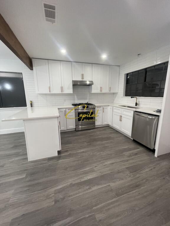 UFFICIO IN AFFITTO 105 M2 DON BOSKO 50.000 LEKE