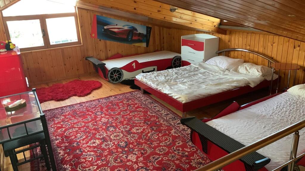 Jepet me qera shtepi private 2+1 tek Rrethrrotullimi Shkozes