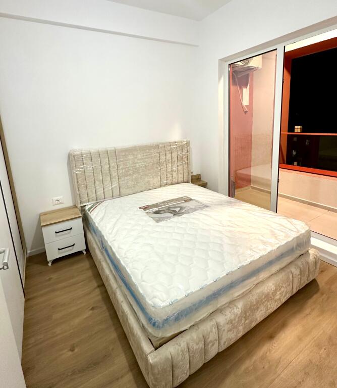 Jepet me qira 1+1 ne Ali Dem /Rez Mangalem